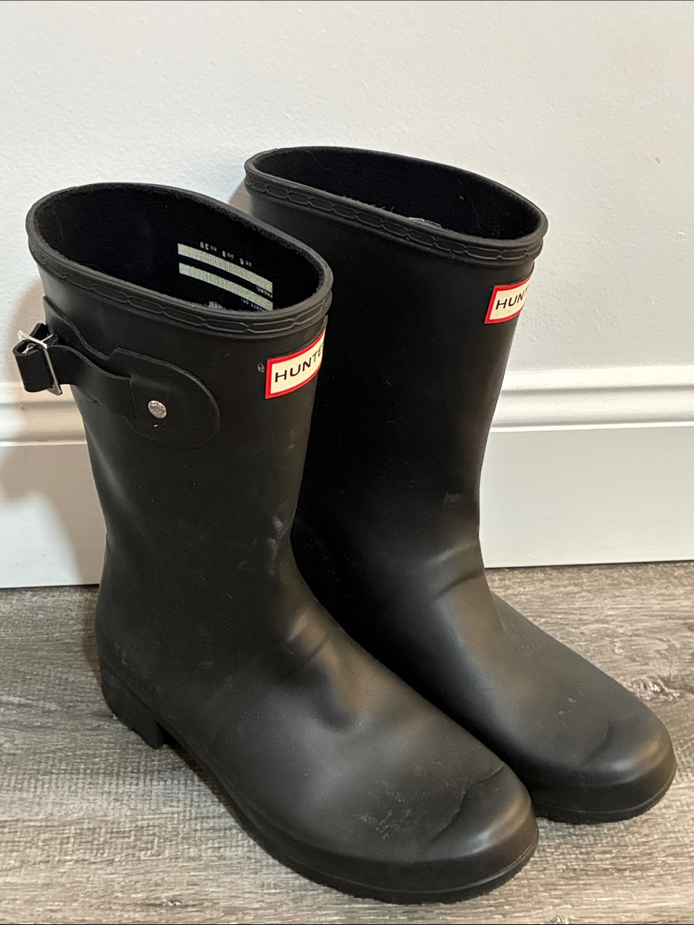 Hunter Original Short Rain Boots Womens Side Buckle Signature Red White Logo 8